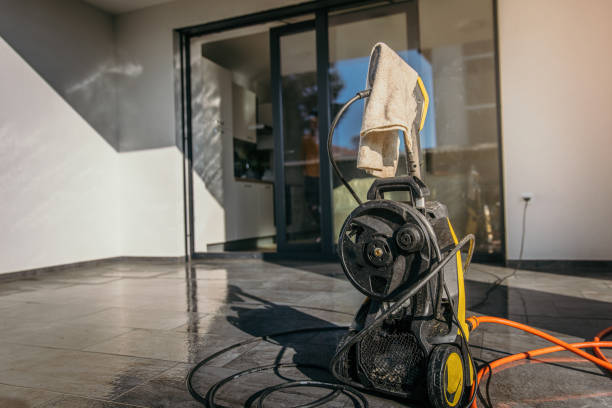 Best Restaurant Pressure Washing  in Little Chute, WI